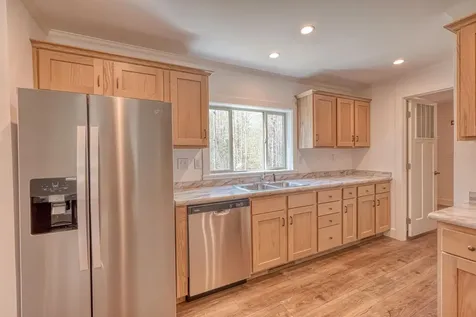 12 Country View Lane Freedom ME 04941