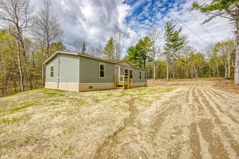 12 Country View Lane Freedom ME 04941
