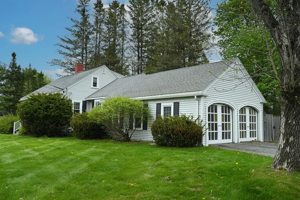4 Harrison Avenue Orrington ME 04474