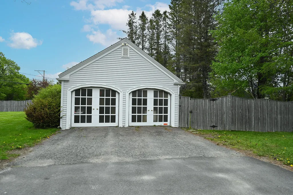 4 Harrison Avenue Orrington ME 04474