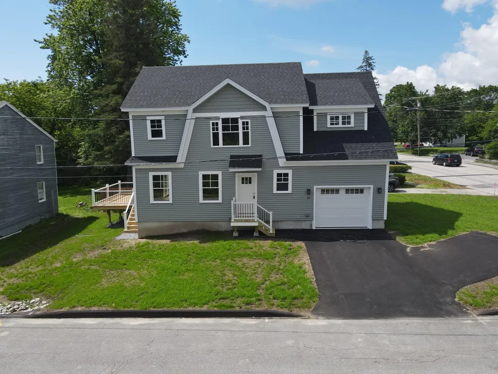 18 Green Street Westbrook ME 04092