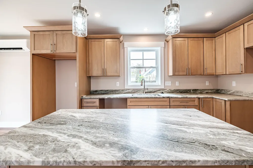 18 Green Street Westbrook ME 04092