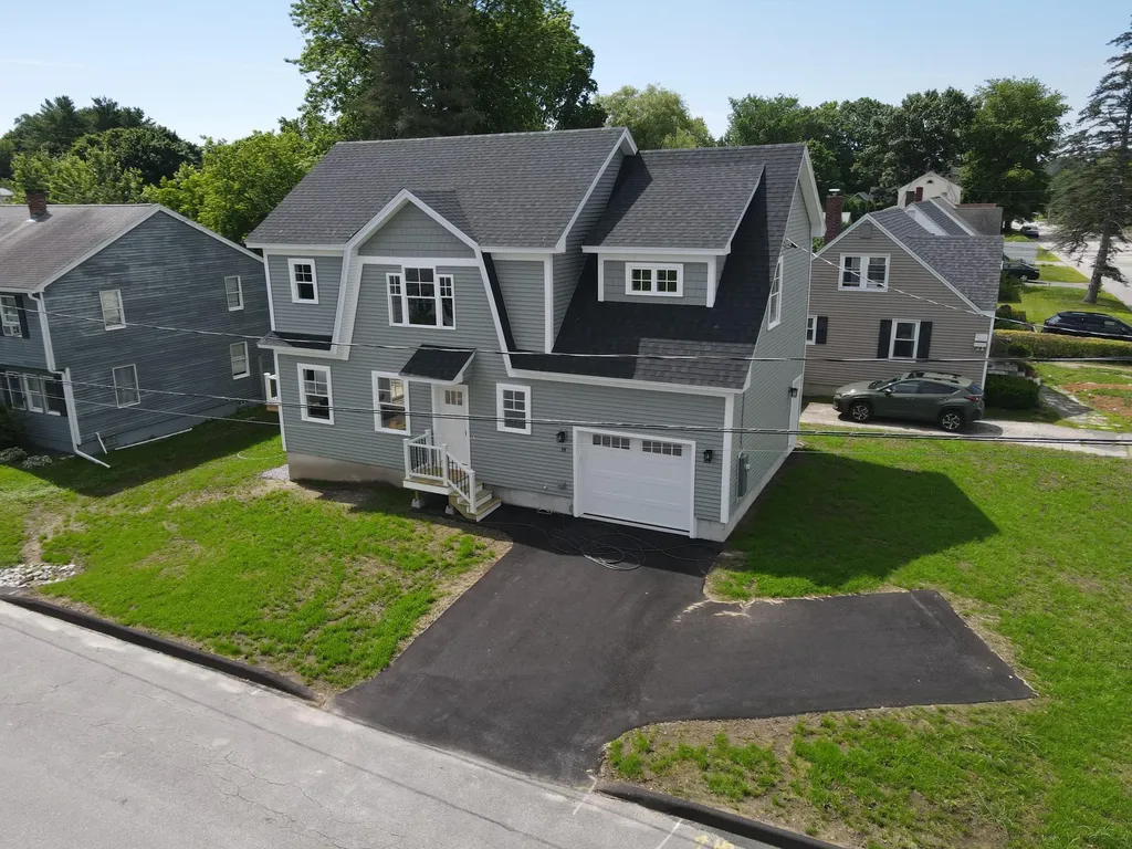 18 Green Street Westbrook ME 04092