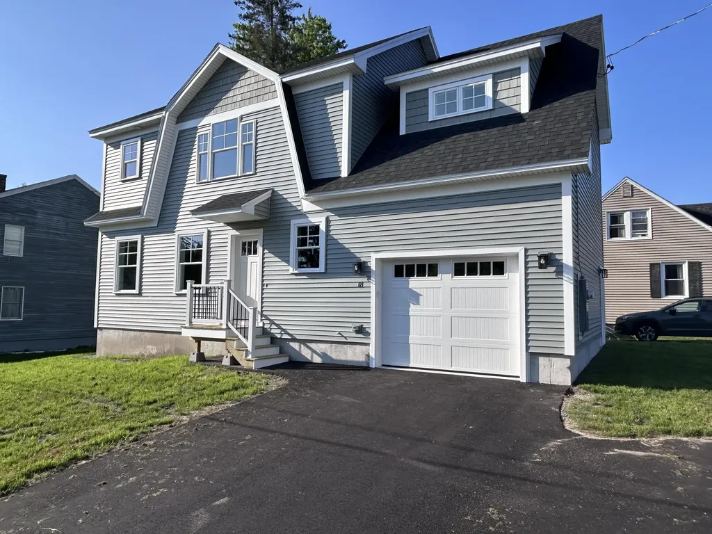 18 Green Street Westbrook ME 04092