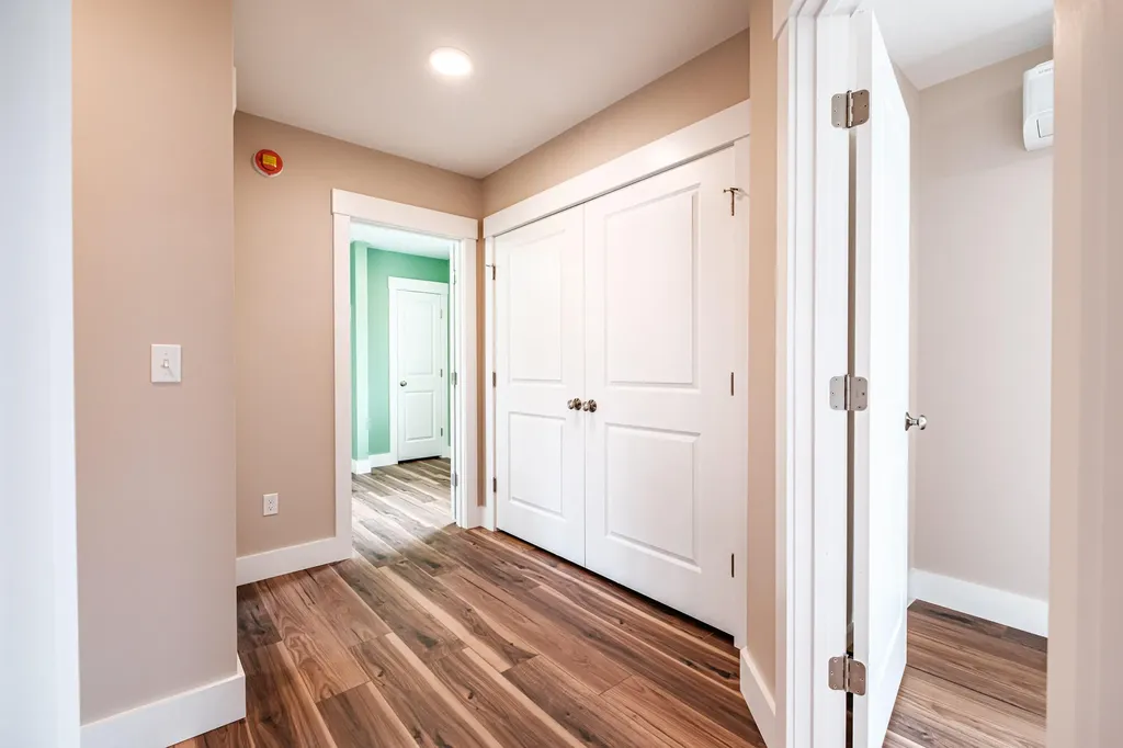 18 Green Street Westbrook ME 04092