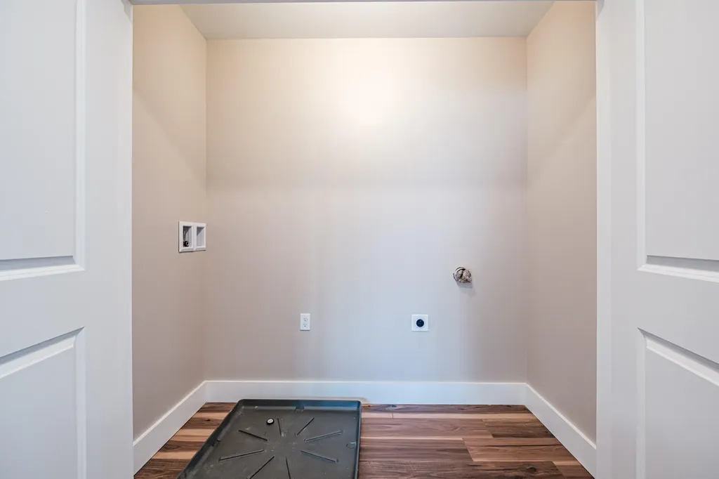 18 Green Street Westbrook ME 04092