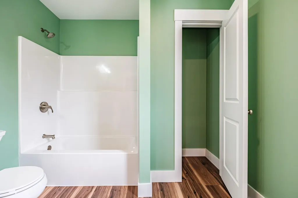 18 Green Street Westbrook ME 04092