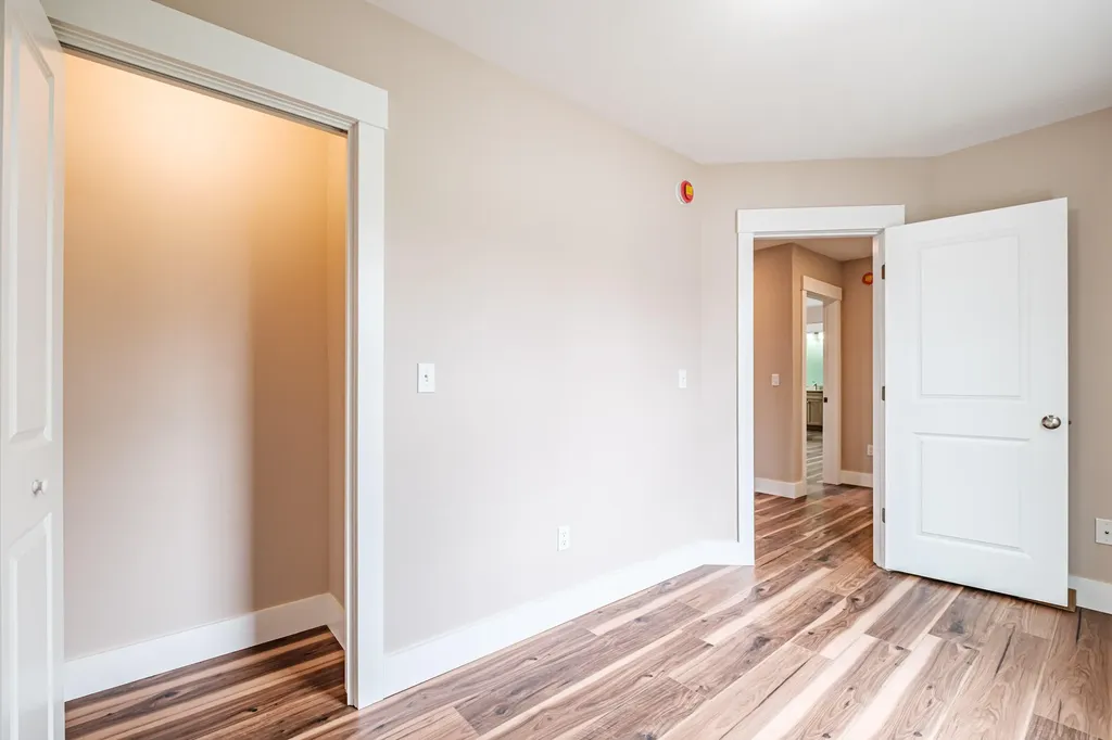 18 Green Street Westbrook ME 04092