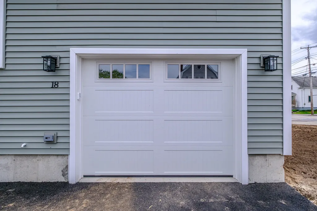 18 Green Street Westbrook ME 04092