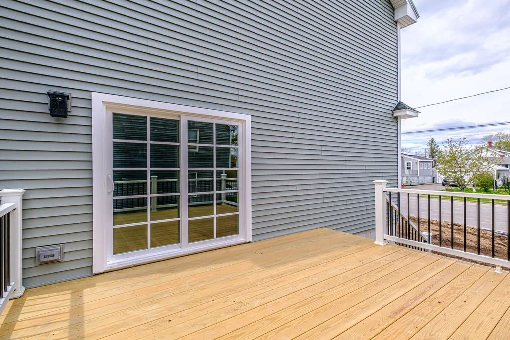 18 Green Street Westbrook ME 04092