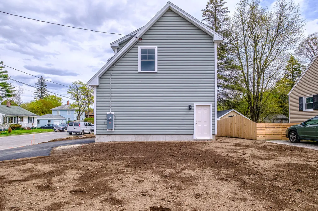 18 Green Street Westbrook ME 04092