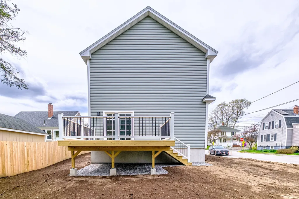 18 Green Street Westbrook ME 04092
