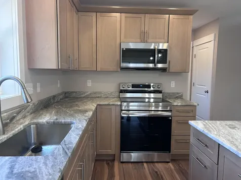 18 Green Street Westbrook ME 04092