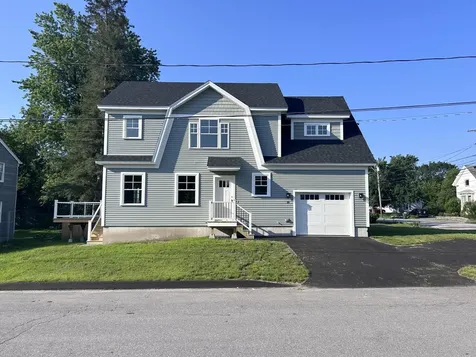 18 Green Street Westbrook ME 04092