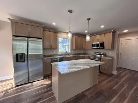 18 Green Street Westbrook ME 04092