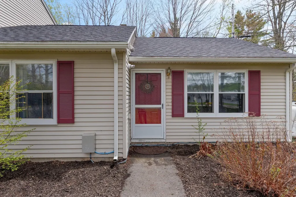 128 Mayo Road Hampden ME 04444