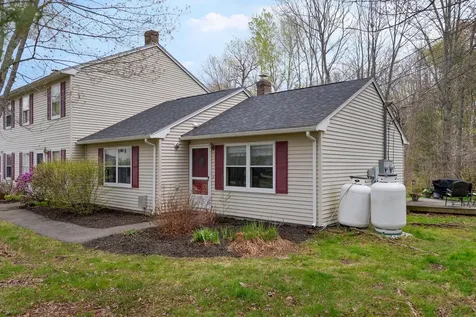 128 Mayo Road Hampden ME 04444