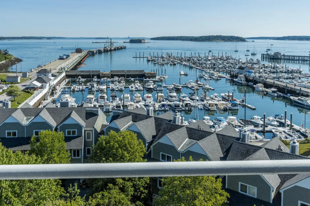 148 Breakwater Drive South Portland ME 04106