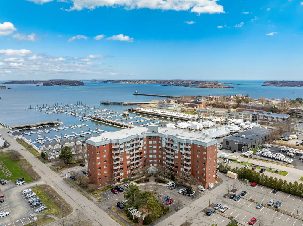 148 Breakwater Drive South Portland ME 04106