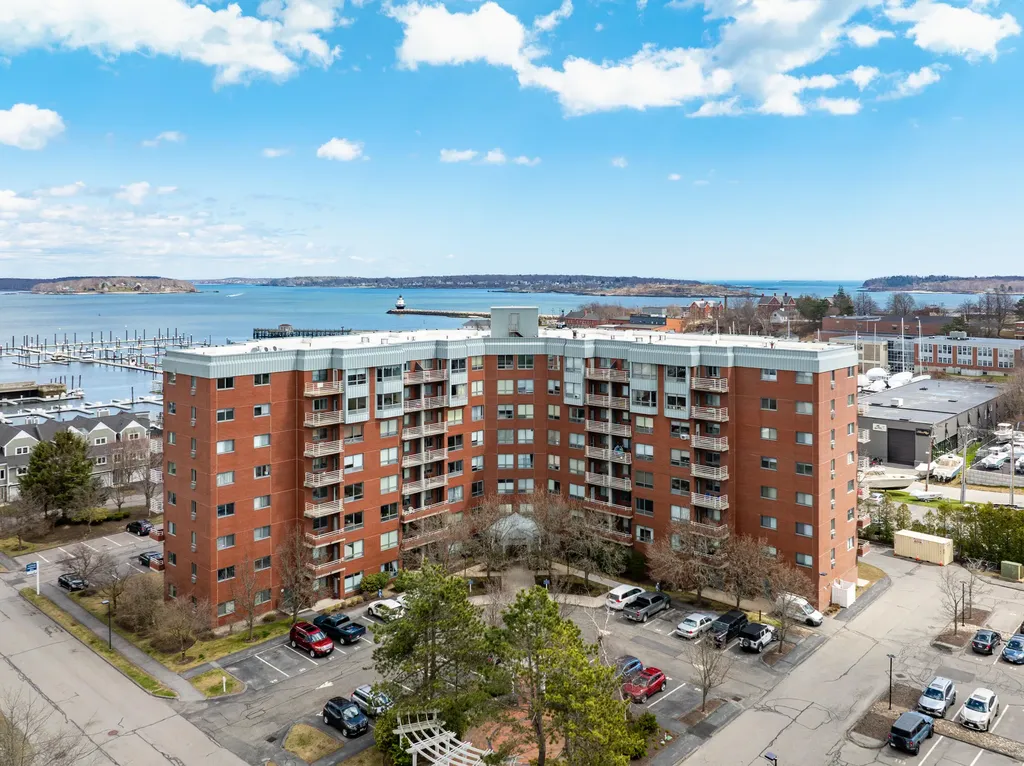 148 Breakwater Drive South Portland ME 04106