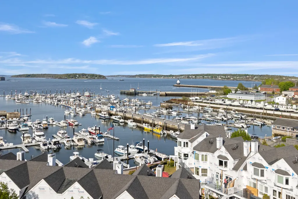 148 Breakwater Drive South Portland ME 04106