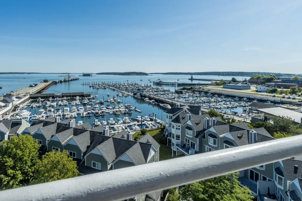 148 Breakwater Drive South Portland ME 04106