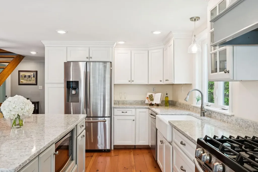 14 Oak Ridge Road Brunswick ME 04011