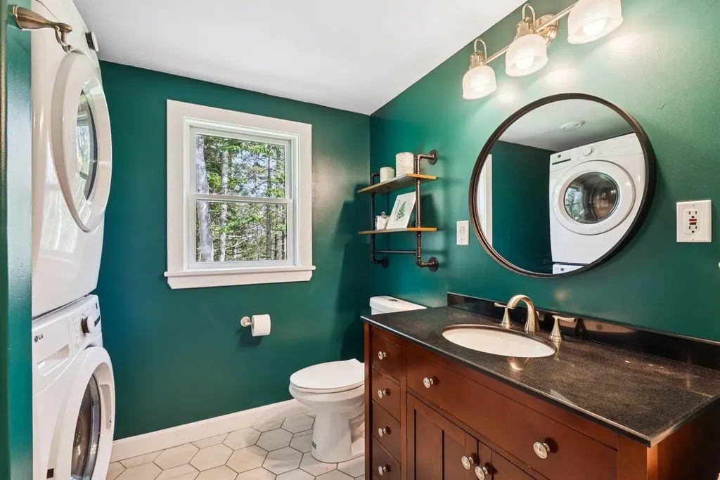 14 Oak Ridge Road Brunswick ME 04011