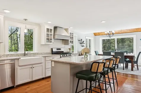 14 Oak Ridge Road Brunswick ME 04011