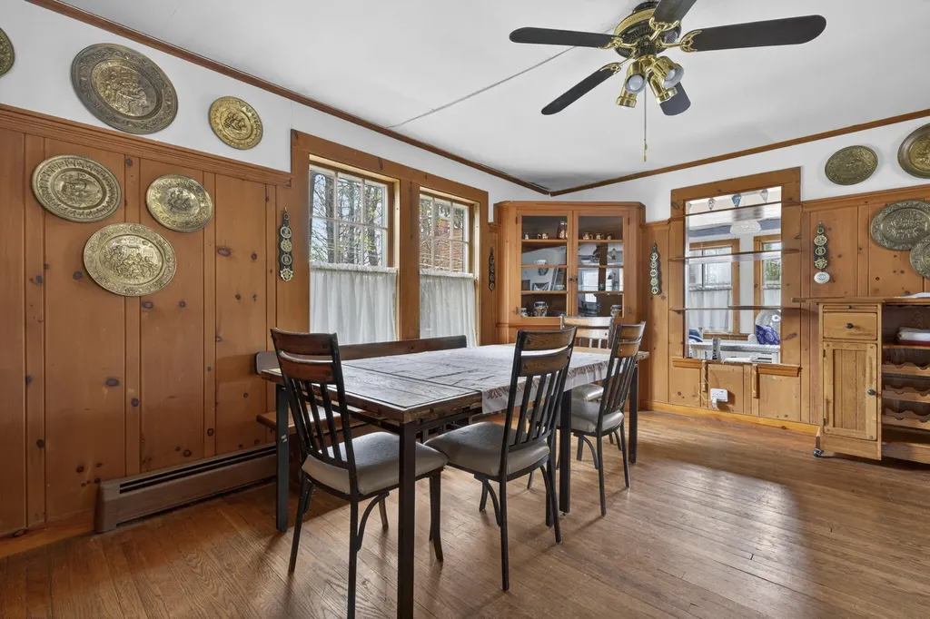 527 Pool Street Biddeford ME 04005