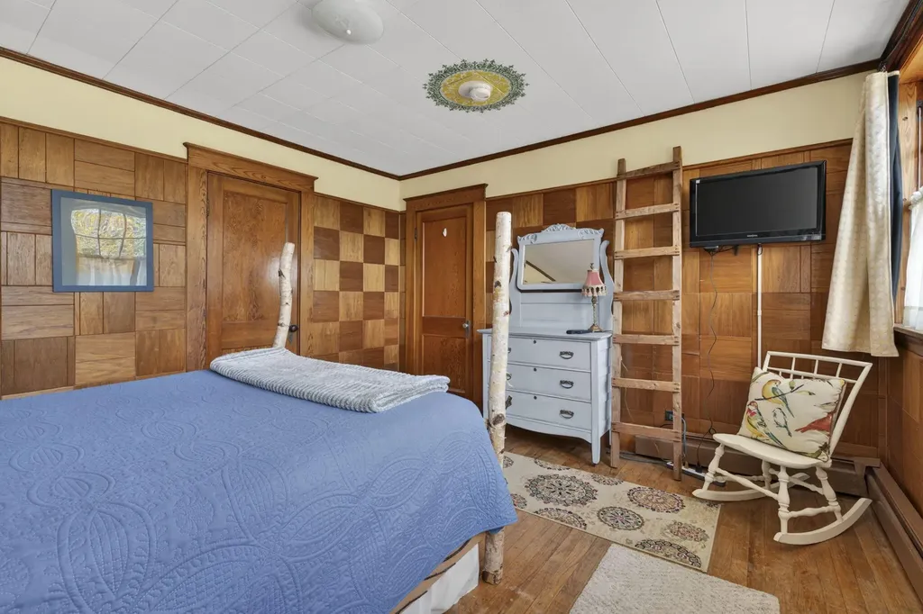 527 Pool Street Biddeford ME 04005