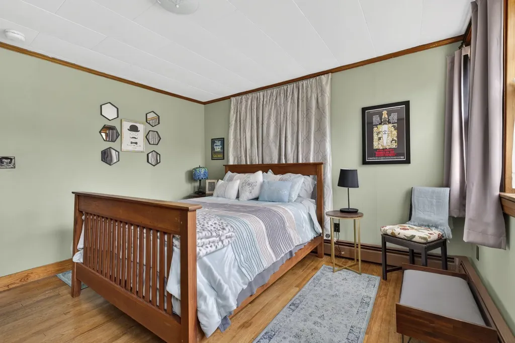 527 Pool Street Biddeford ME 04005