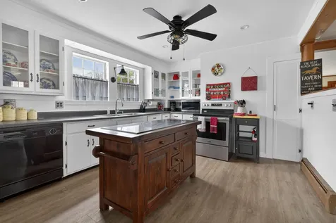 527 Pool Street Biddeford ME 04005