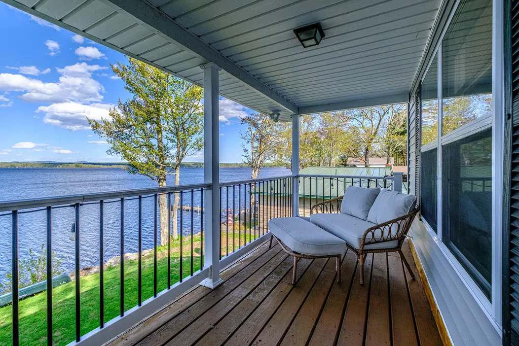 26 Lester Lane Burnham ME 04922
