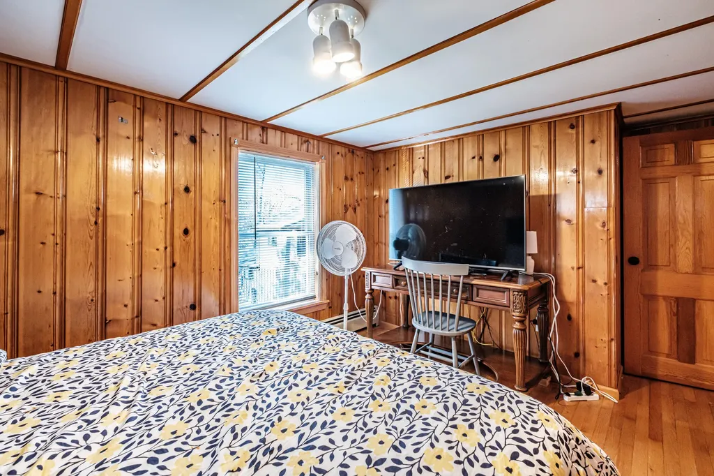 26 Lester Lane Burnham ME 04922