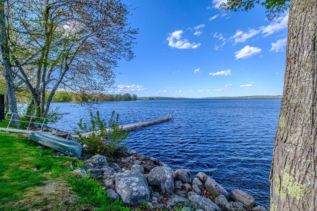 26 Lester Lane Burnham ME 04922