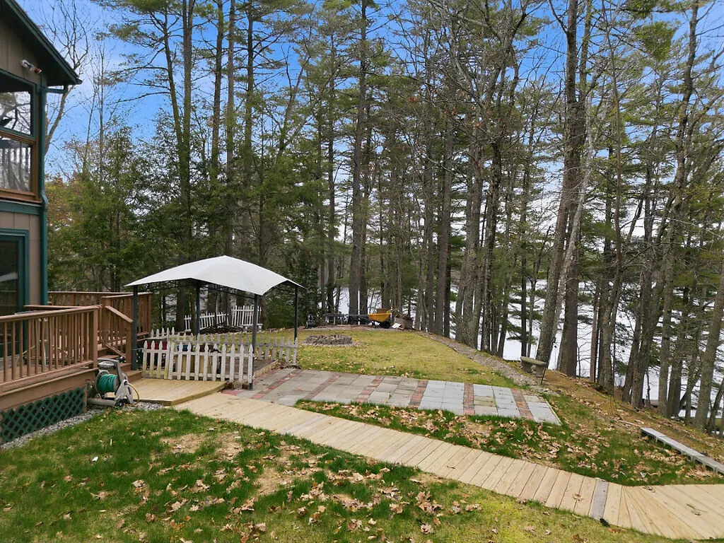 68 Diamond Drive Waterboro ME 04061