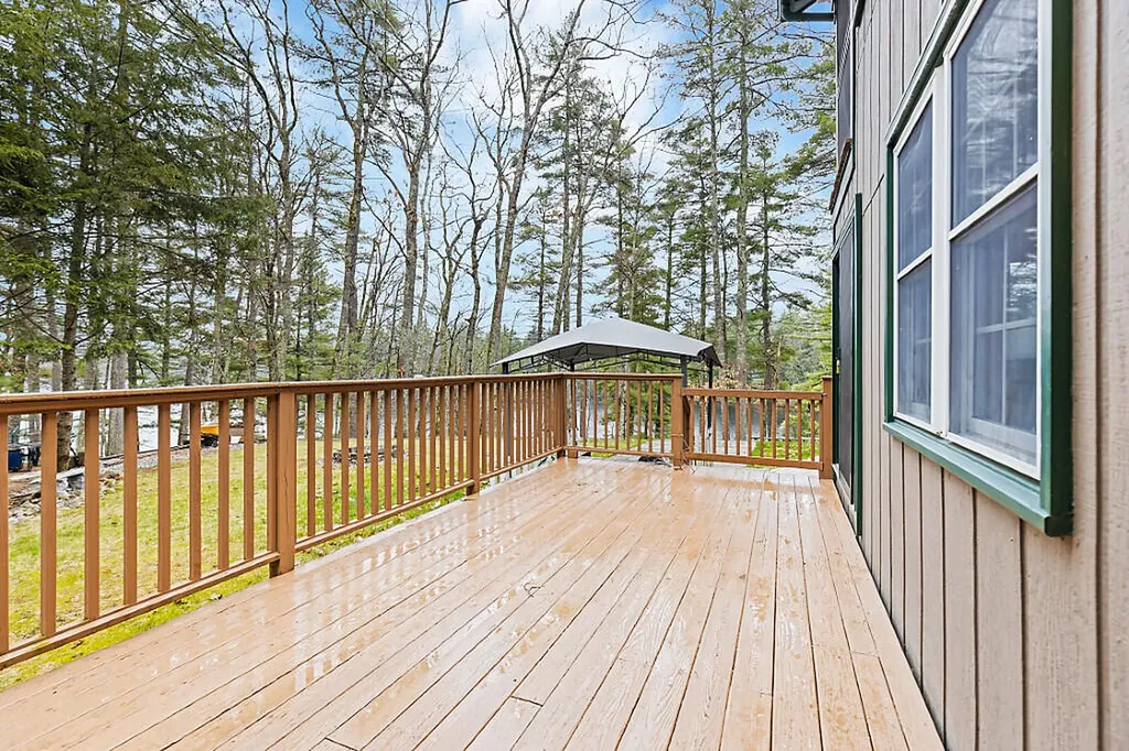 68 Diamond Drive Waterboro ME 04061