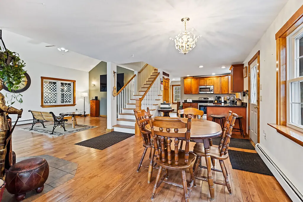 68 Diamond Drive Waterboro ME 04061