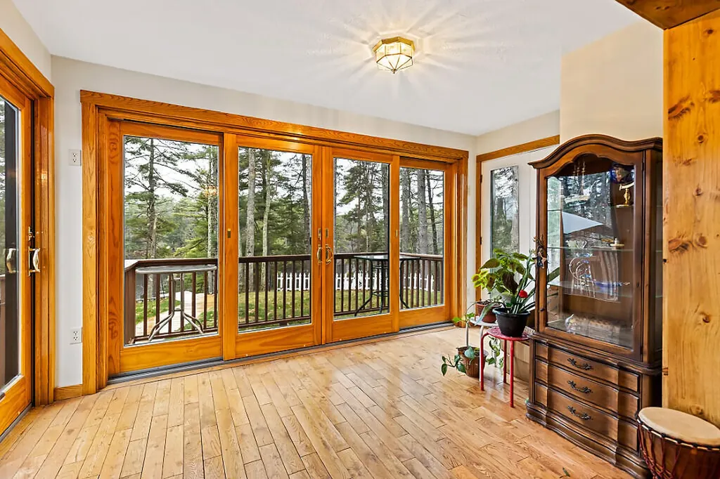68 Diamond Drive Waterboro ME 04061