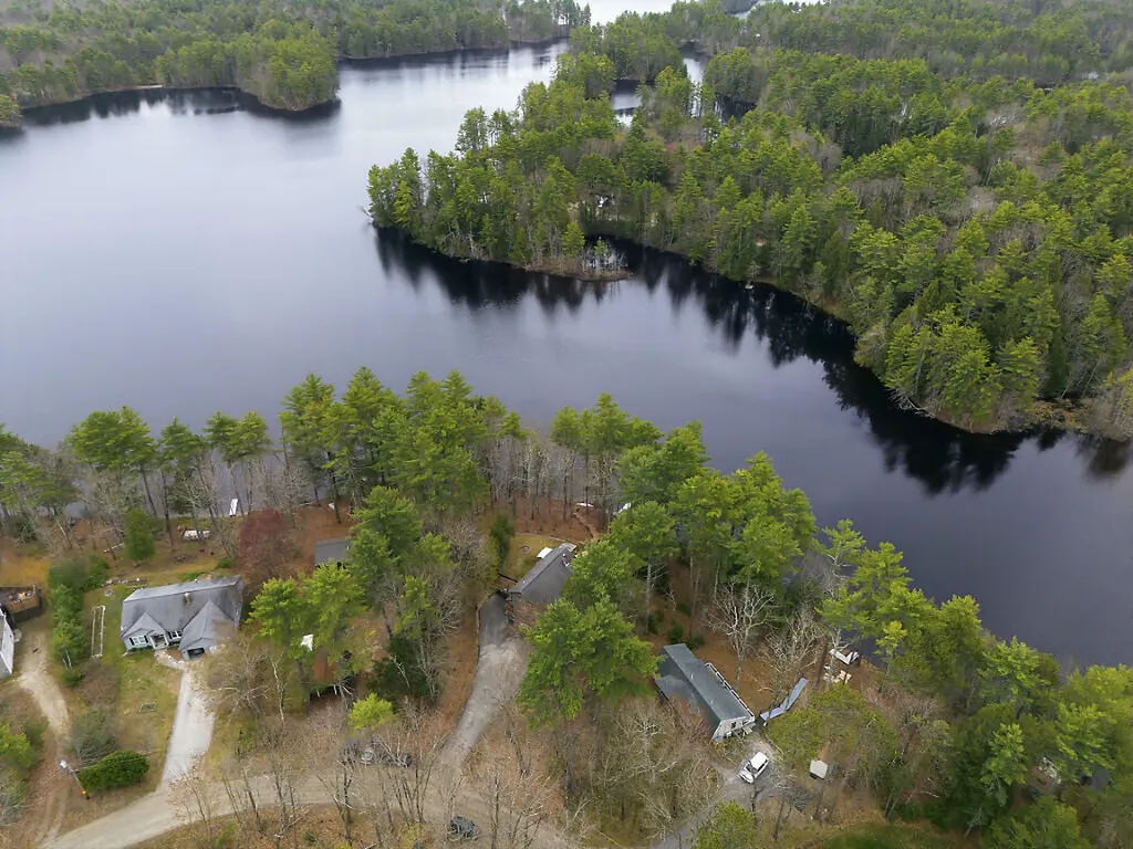 68 Diamond Drive Waterboro ME 04061