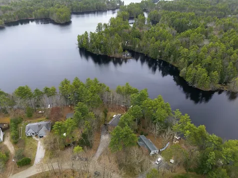 68 Diamond Drive Waterboro ME 04061