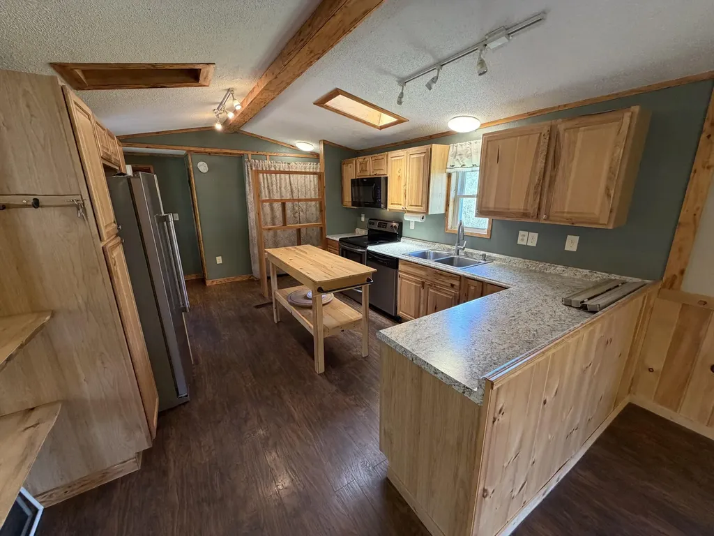 411 Main Road Charleston ME 04422