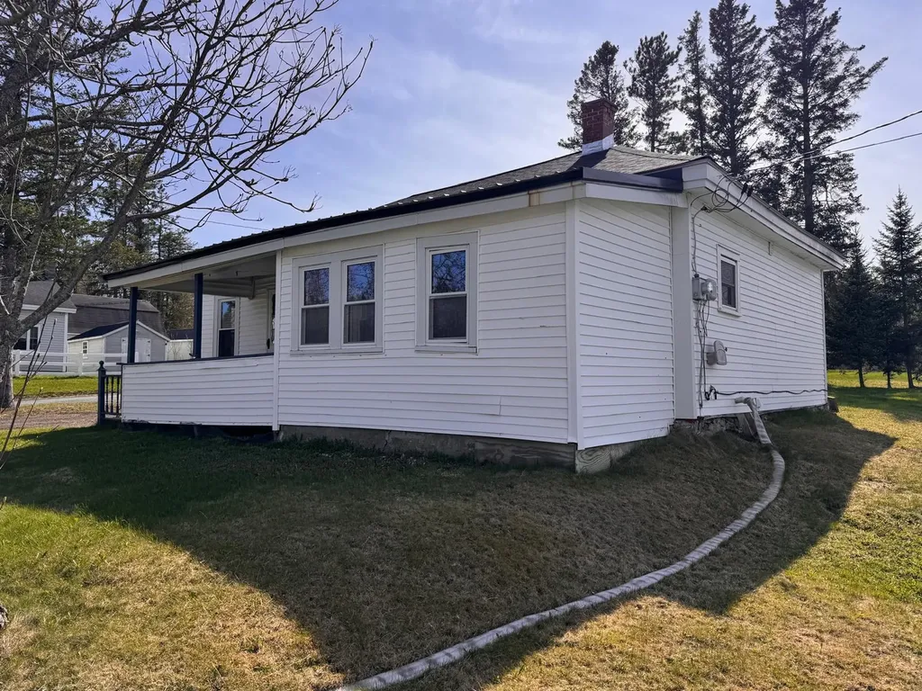 23 Pleasant Street Limestone ME 04750