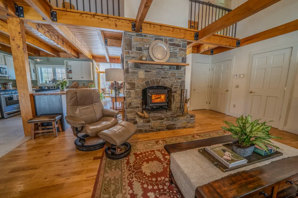 15 Castaway Drive Orland ME 04472