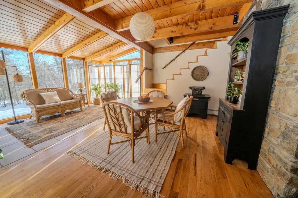 15 Castaway Drive Orland ME 04472