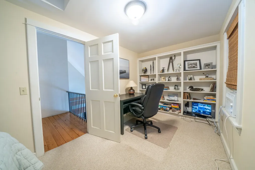 15 Castaway Drive Orland ME 04472