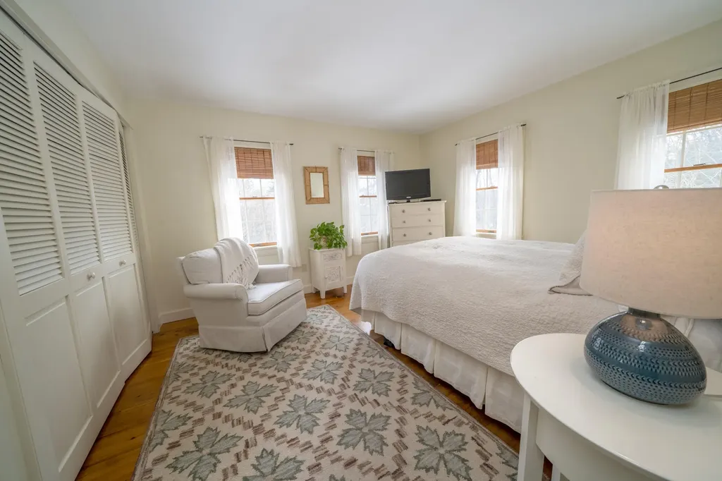 15 Castaway Drive Orland ME 04472