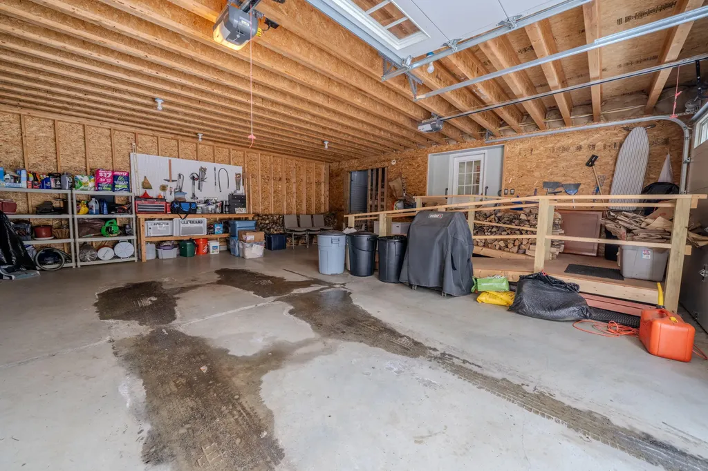 15 Castaway Drive Orland ME 04472