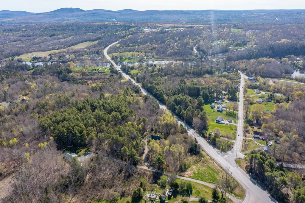 15 Castaway Drive Orland ME 04472